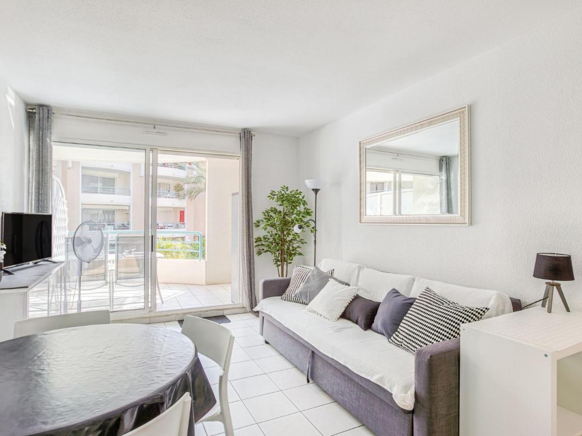 Apartment Le Cesaree-5 By Interhome Frejus Bagian luar foto
